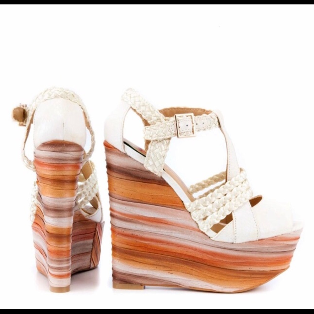 Gorgeous ivory/multicolored wedge sandals.